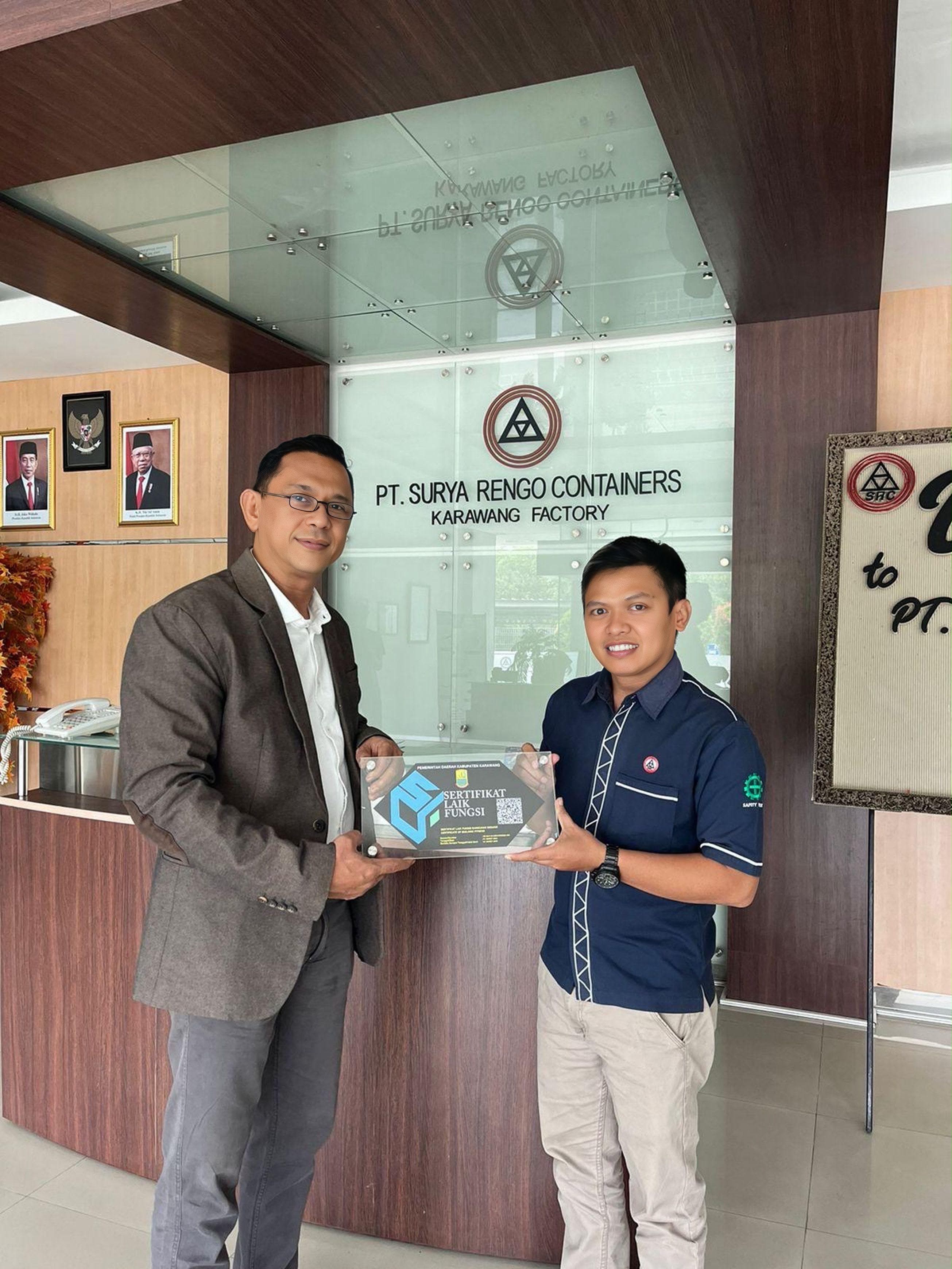 Dokumentasi penyerahan Sertifikat Laik Fungsi bangunan